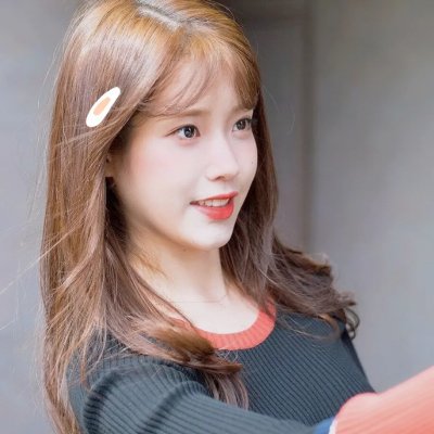 公园里的女孩